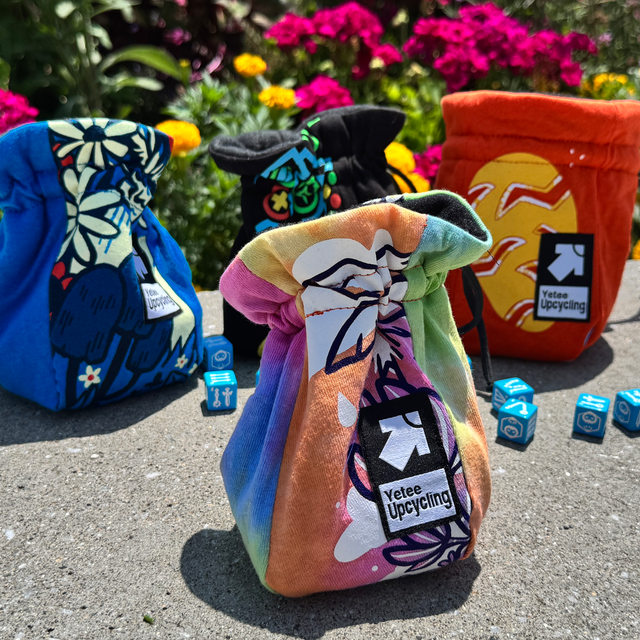 Upcycling Patchwork Dice Bag - Upcycling Patchwork Dice Bag